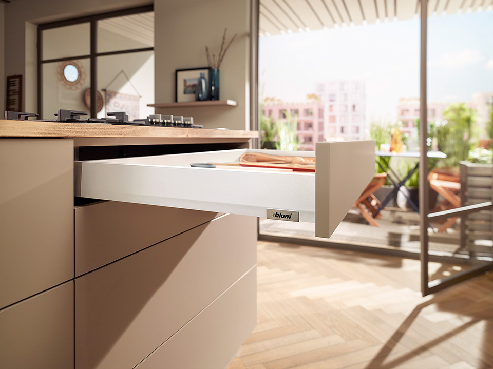 BLUM sada MERIVOBOX M 500mm 70kg bílá