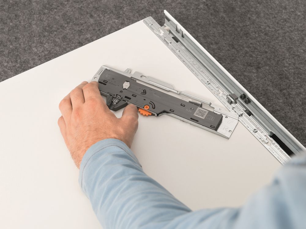 BLUM T60B3030 Antaro, moduly TOB S0, 270-300mm, 10kg
