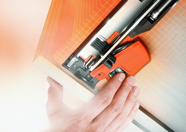 BLUM T51.7601 Movento, čelní uchycení, pravá