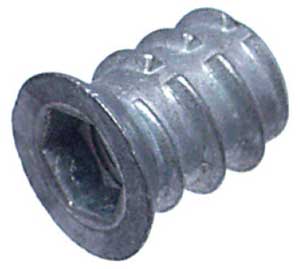 BU05 Matice závrtná s límcem M8x15mm
